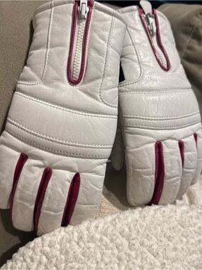 Vintage leather ski gloves aspen vail snow winter